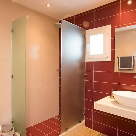 Marina Blue 招待所 3*