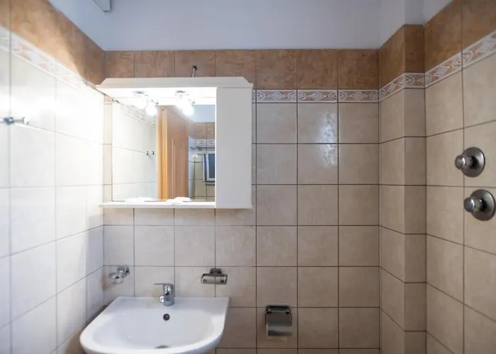 בית הארחה Marina Blue אורנוס