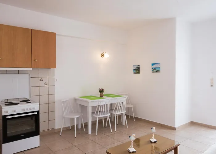 Marina Blue אורנוס