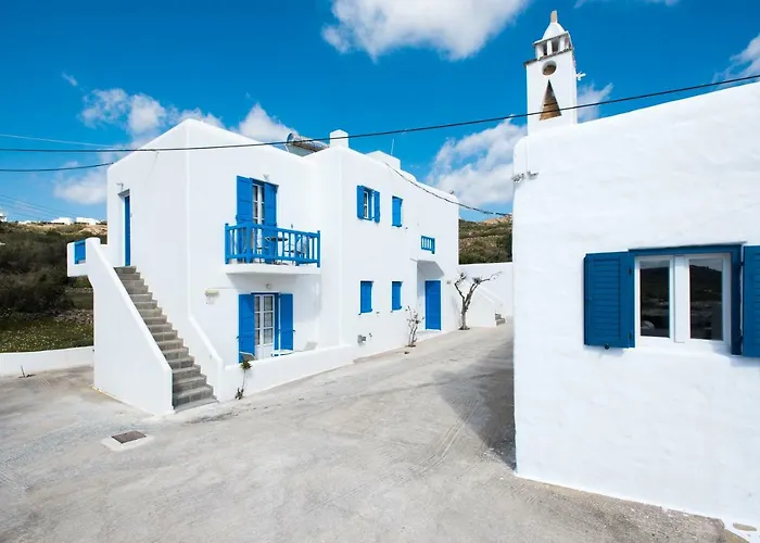 Marina Blue בית הארחה