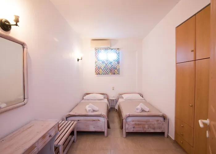 Marina Blue Πανσιόν 3*