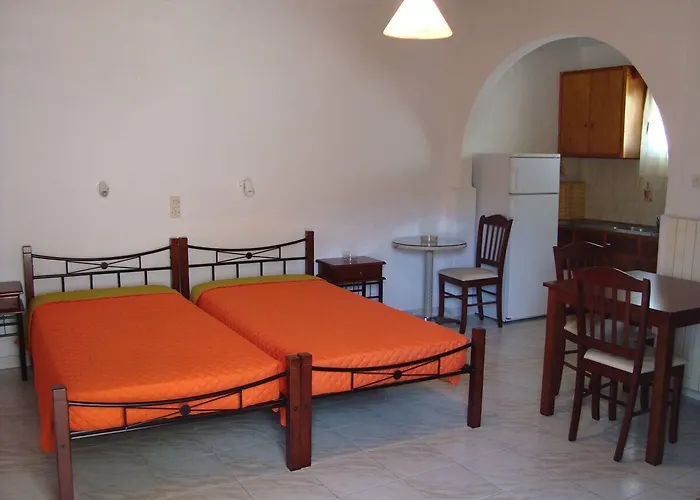 Πανσιόν Marina Blue 3*