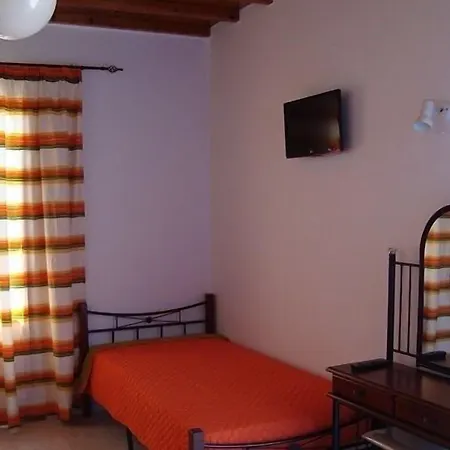 Marina Blue Konukevi Ornos (Mykonos)