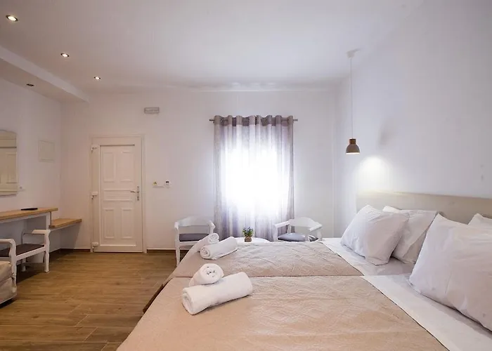 Marina Blue Ornos (Mykonos)